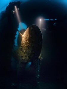 shipwreck-propeller-tech-diving-asia